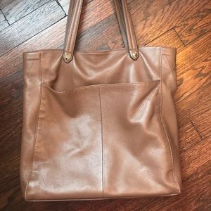 Tan leather(?) bag